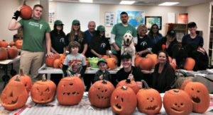 carvingpumpkins2015